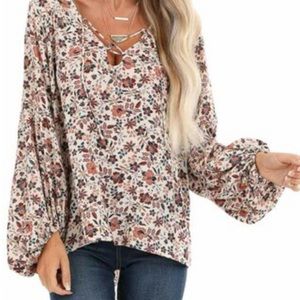 (3 for $30)Promesa Long Sleeved Floral Blouse